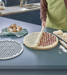 LOTTA KARALI PLASTİK MEGA MANTI KALIBI 42cm *36