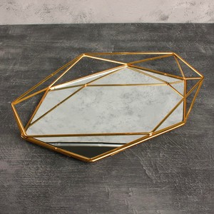 LEİLA PRİZMA BÜYÜK TEPSİ 46x32 cm.