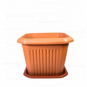 HAK PLASTİK SAKSI KARE NO:3 2,5LT