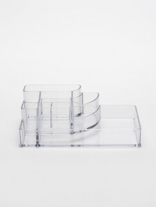 AKAY PODYUM KOZMETİK ÜRÜN DÜZENLEYİCİSİ